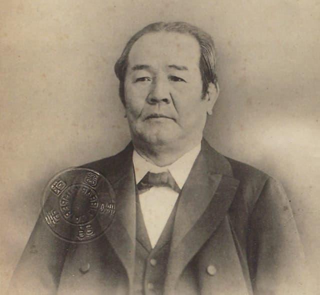 明治33年（1900）頃の渋沢栄一（『青淵先生六十年史』より。出典：国立国会図書館デジタルコレクション）