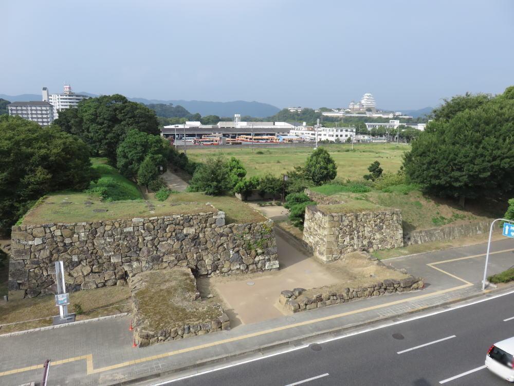 姫路城の埋門跡（wikipediaより）