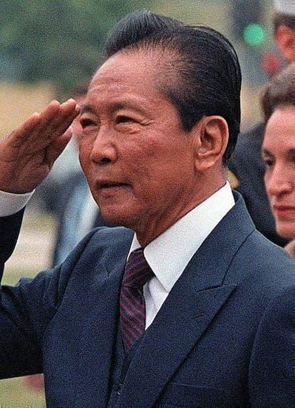 フィリピンの第10代大統領、フェルディナンド・マルコス。任期は1965～1986年。（出典：wikipedia）