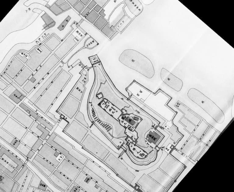 彦根城の地図（1910年出版、『彦根山由来記』より。出典：国立国会図書館デジタルコレクション）