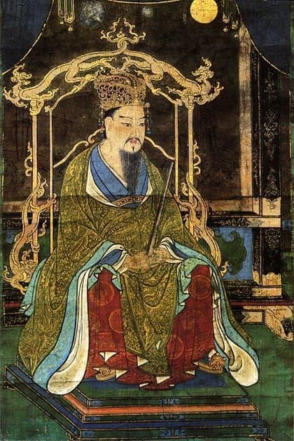 桓武天皇の像（出典：wikipedia）