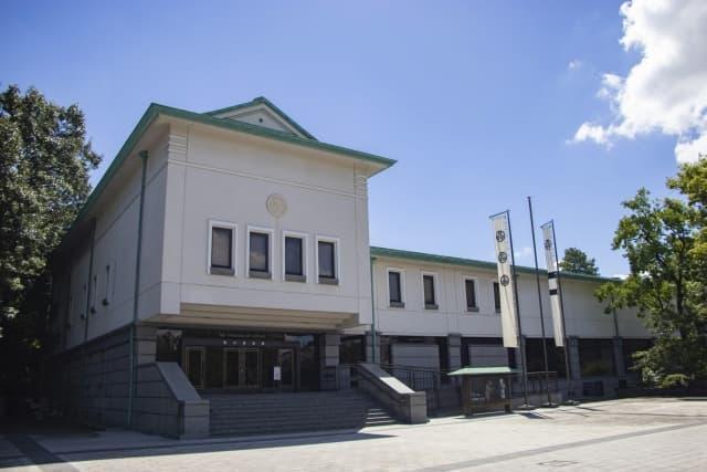 徳川義親が設立、1935年に開設された徳川美術館（愛知県名古屋市東区徳川町）