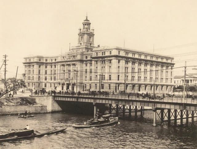 大阪市庁舎（『大阪市大觀 大正14年5月』より）