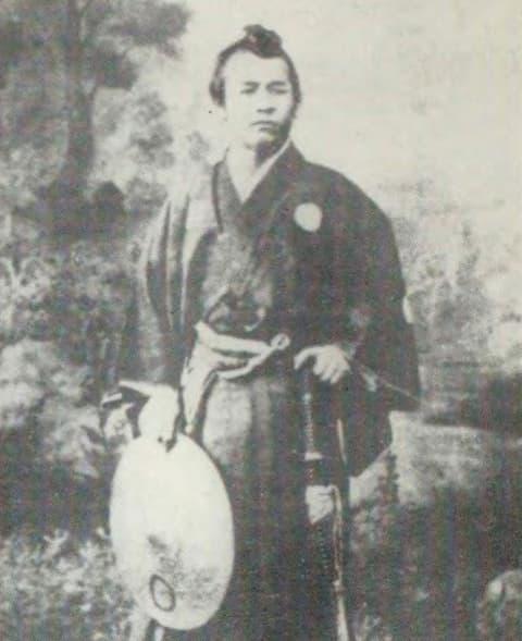 幕臣時代の渋沢栄一(出典:国立国会図書館 近代日本人の肖像)