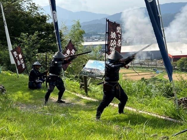 関ケ原鉄砲隊による演武