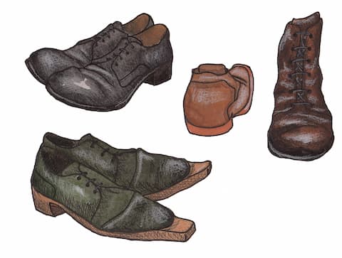 太平洋戦争中の代用品として、牛革靴の代わりに使用されたものとは？